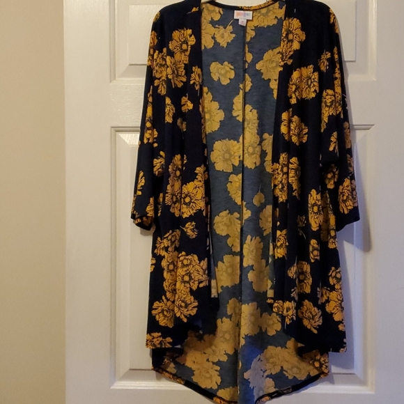 LuLaRoe Kimono